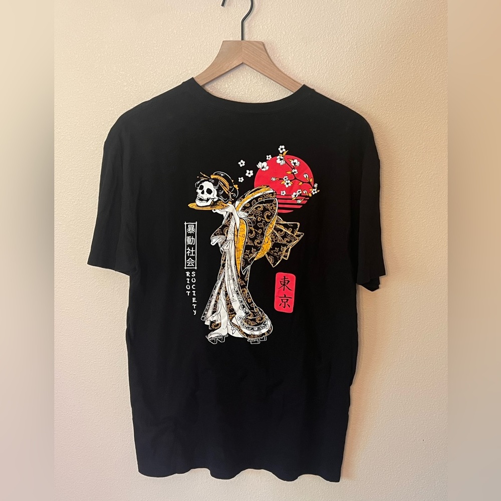 Men’s Riot Society tee t-shirt black Large